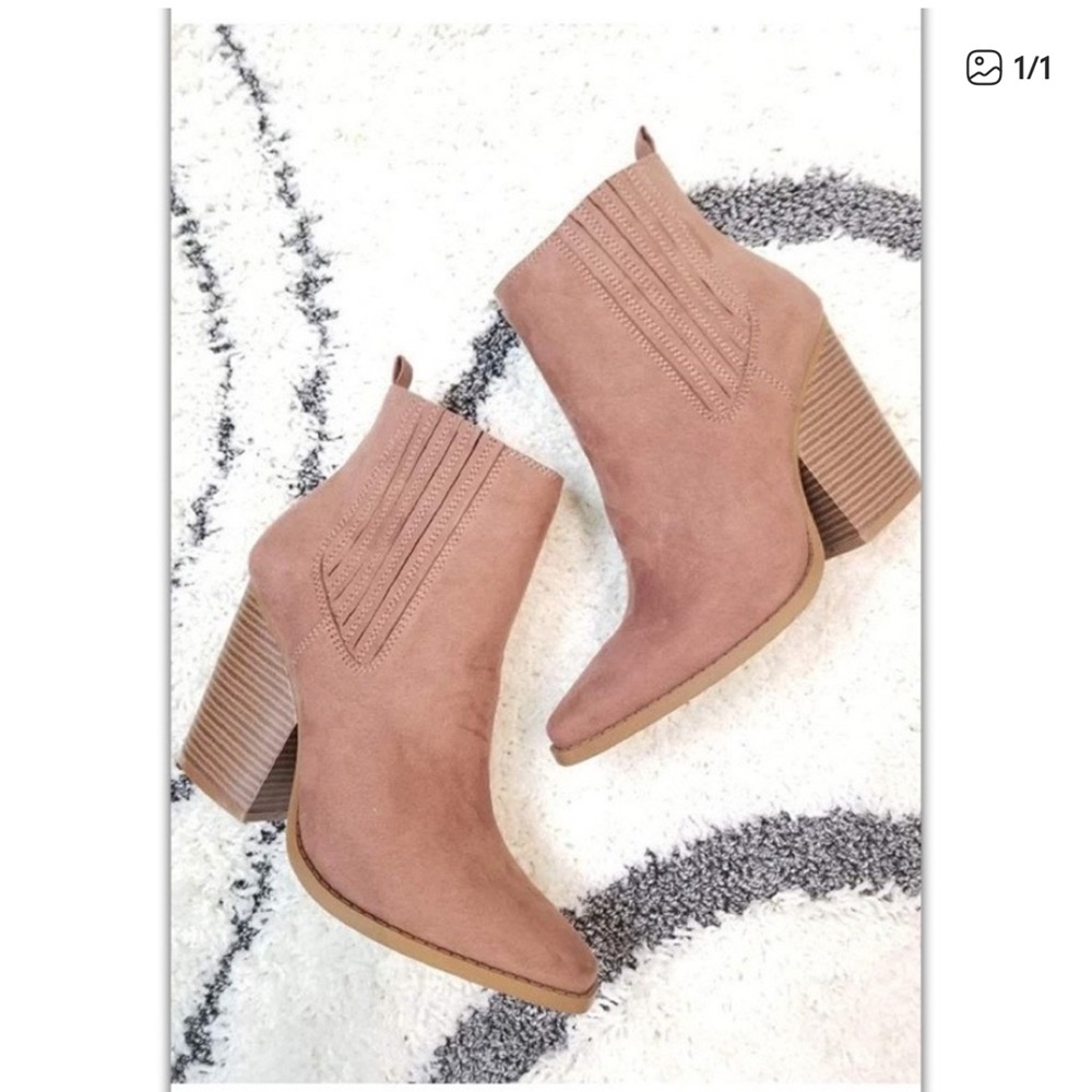 Women's Dusty Rose Ankle Boots